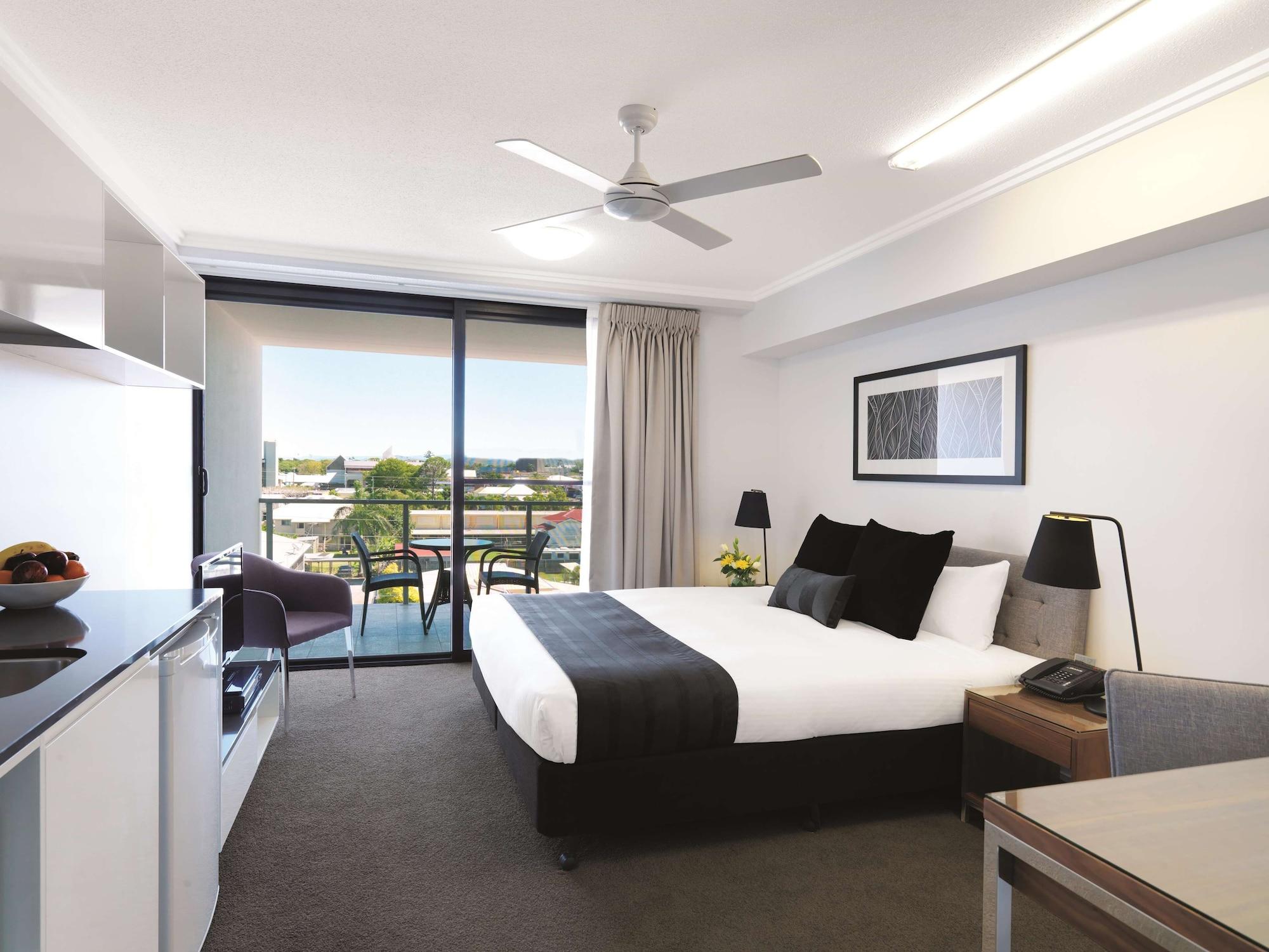 Oaks Mackay Carlyle Suites Bagian luar foto