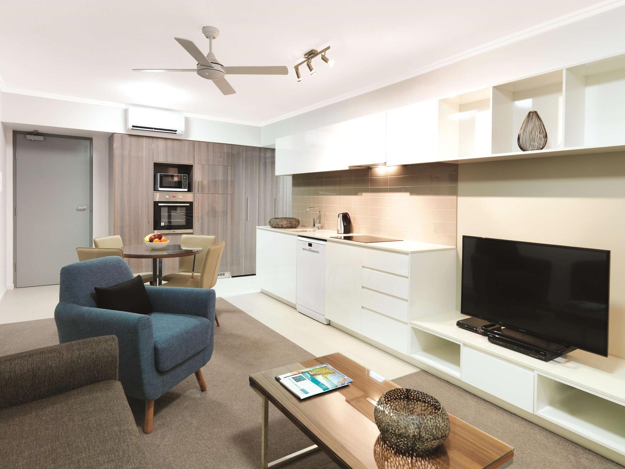 Oaks Mackay Carlyle Suites Bagian luar foto
