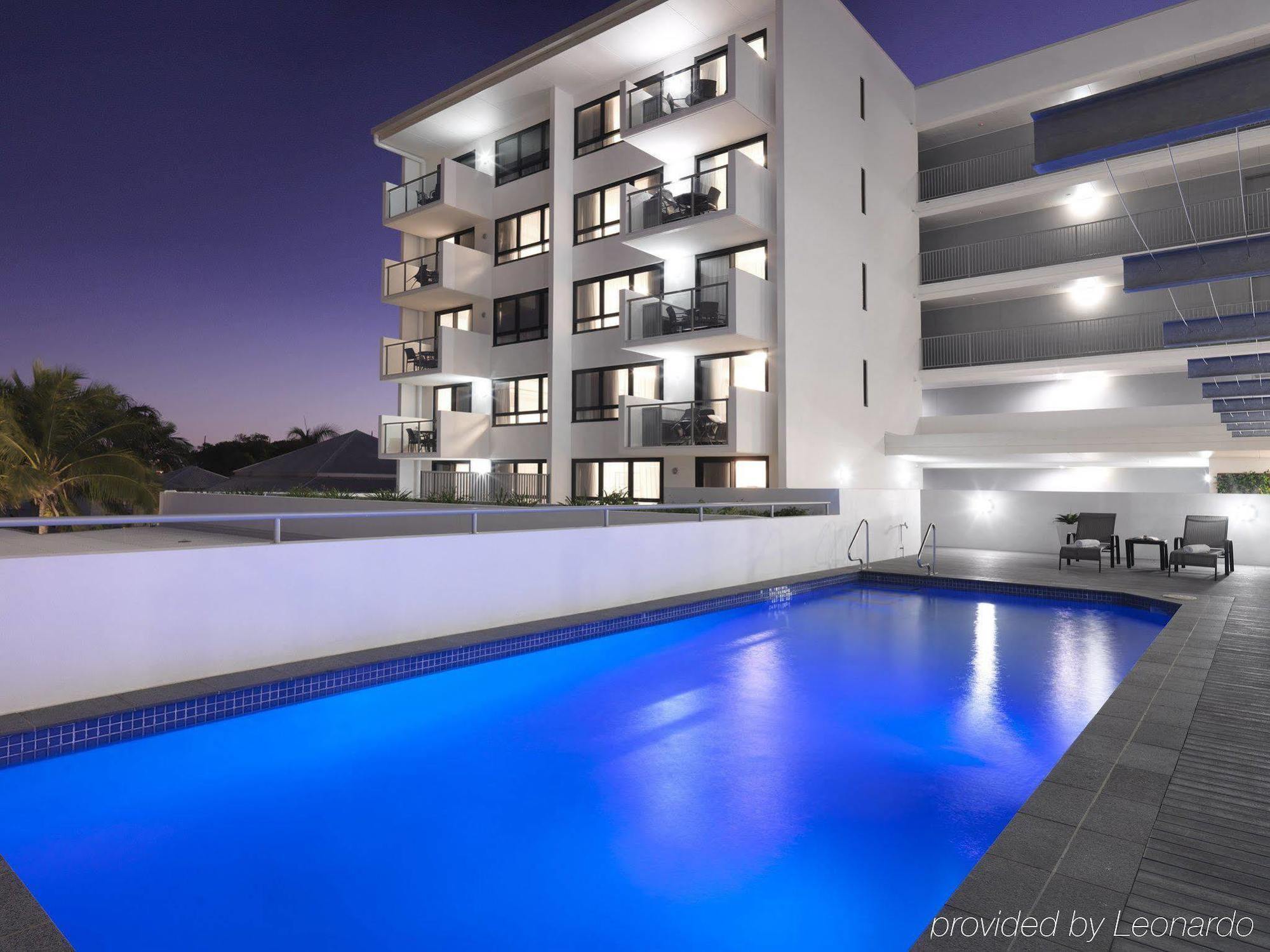 Oaks Mackay Carlyle Suites Bagian luar foto